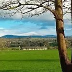Holiday home Fenniscourt